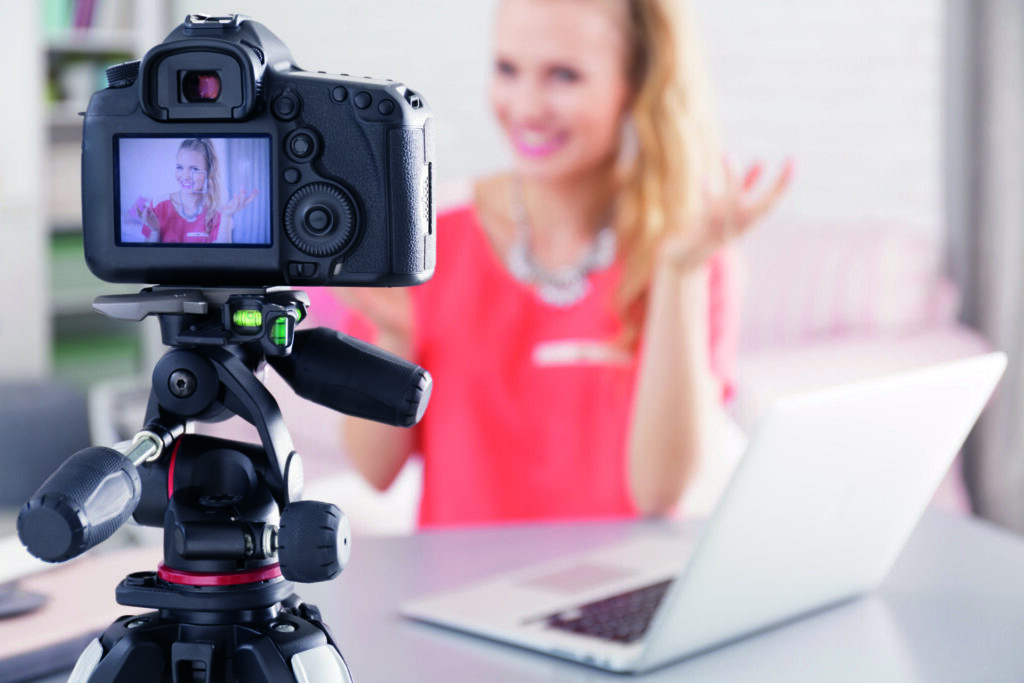 Projekt - Nur ein Klick - iStock-637118458-KatarzynaBialasiewicz